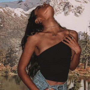 NWT ZOHA ONE SHOULDER BLACK TOP